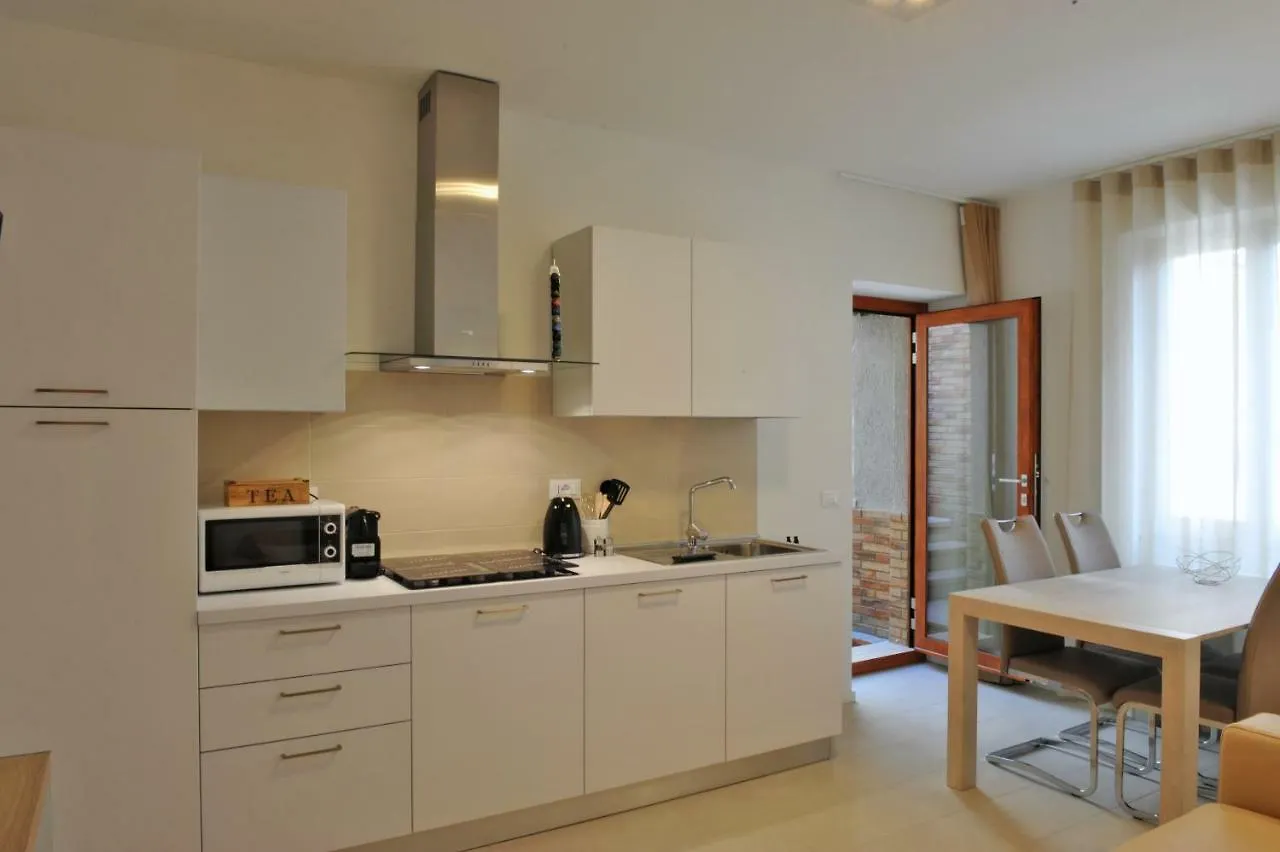 Bella Vacanza Limone Limone sul Garda Apartment